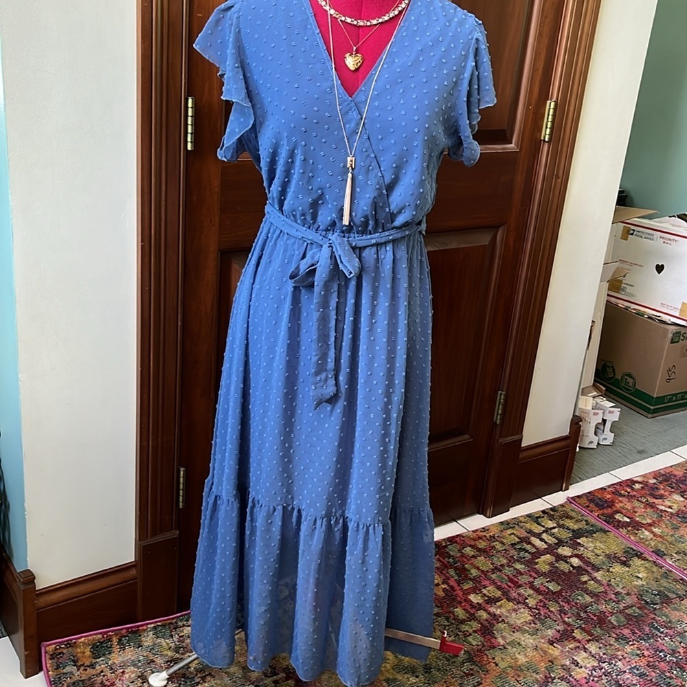 Fashion   Swiss dot maxi dress Wedgewood blue  NWT  Ruffle short sleeve  V-neck